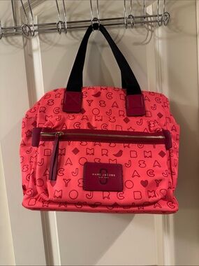 Medium Organized Bag